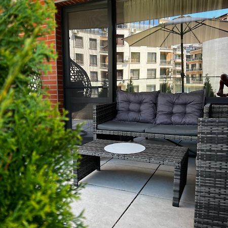 A-Brilliant, New! Spacious & Modern Apartment In Varna Whit Garage エクステリア 写真