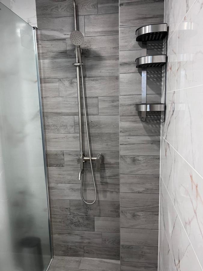 A-Brilliant, New! Spacious & Modern Apartment In Varna Whit Garage エクステリア 写真