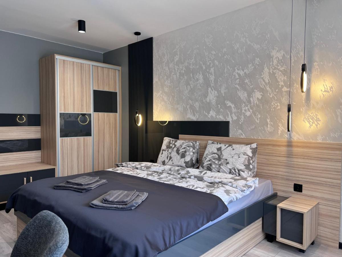 A-Brilliant, New! Spacious & Modern Apartment In Varna Whit Garage エクステリア 写真